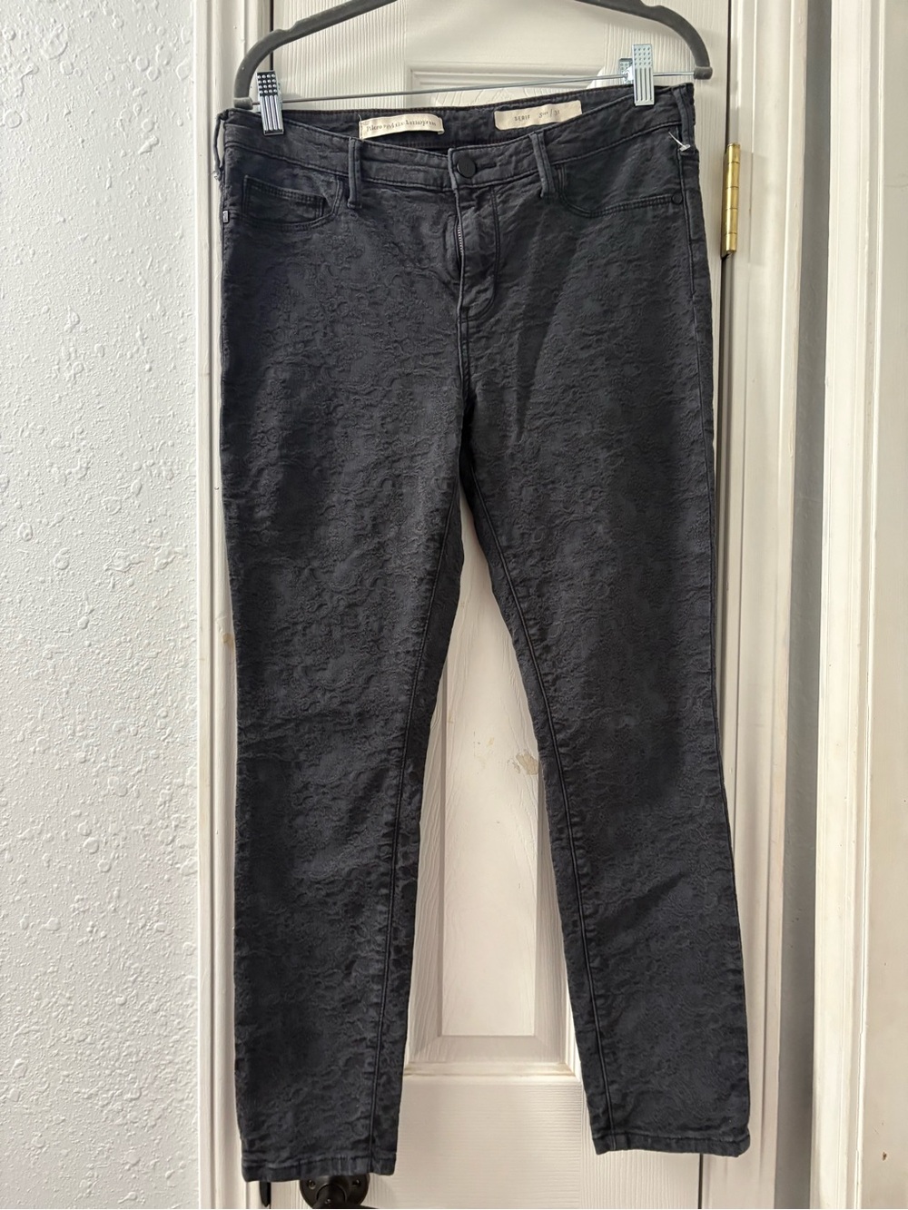 Pilcro Black Floral-Textured Skinny Jeans